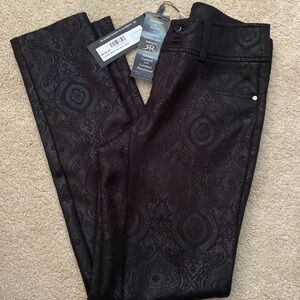 Slim pant paisley print, black, beautiful pant, soft materia